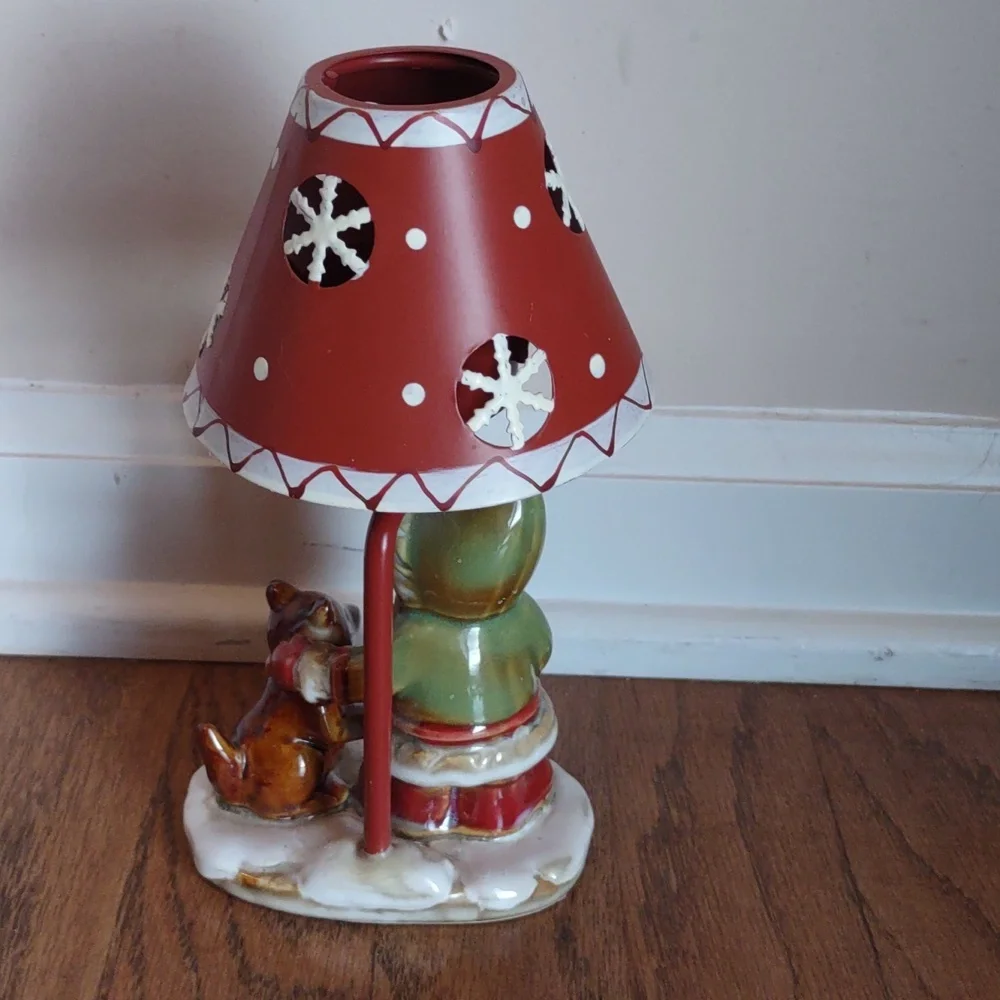 Yankee Candle Winter Scene Tea Light Candle Holder Designed by Ronnie Walter - Picture 4 of 6